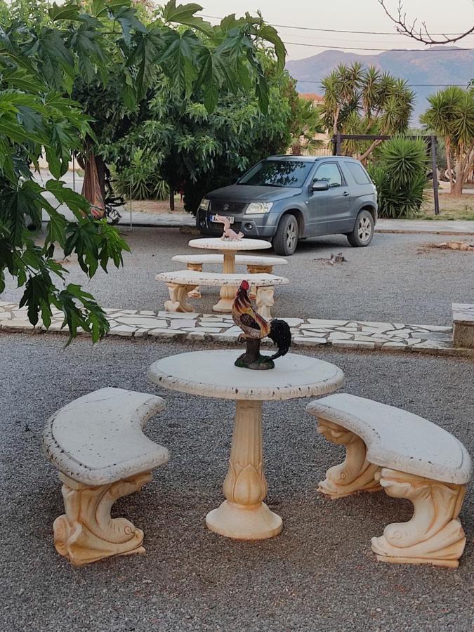 Hotel Takis Agios Georgios  ภายนอก รูปภาพ