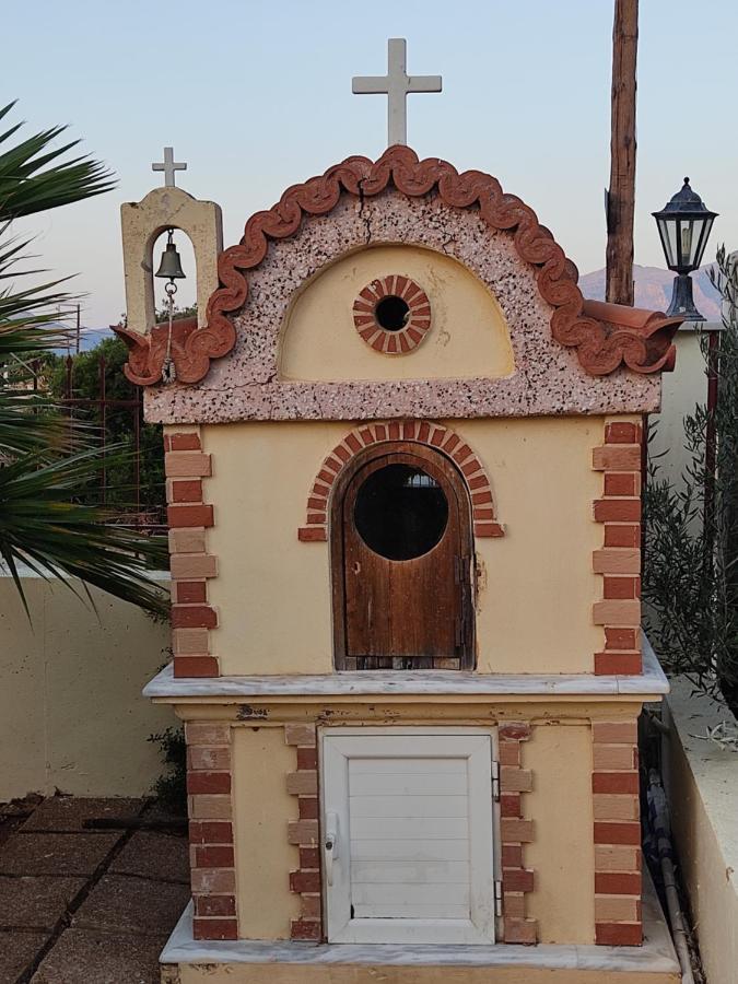 Hotel Takis Agios Georgios  ภายนอก รูปภาพ